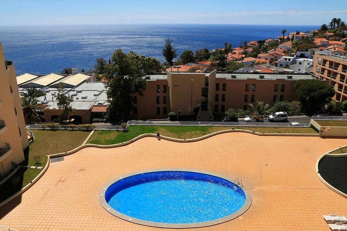 Pia'S Place - Apt With Sea View Caniço Exteriér fotografie